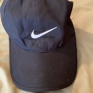 Nike Dri-fit running/golf hat